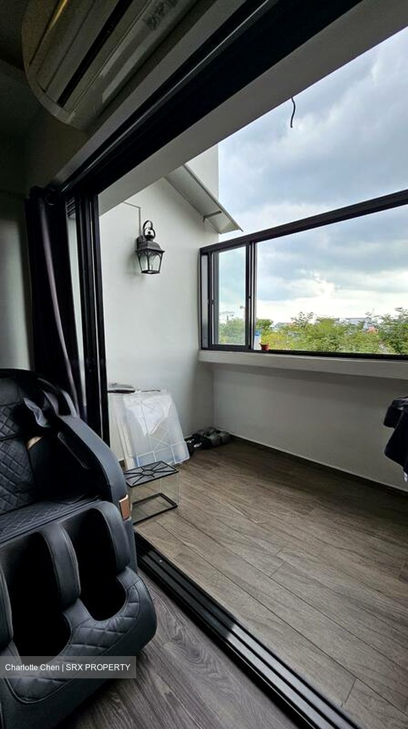 Blk 145 Lorong Ah Soo (Hougang), HDB Executive #558595431